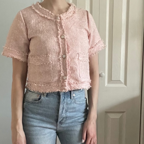 Top: Women's Classic Pink Tweed Button Down Vest with Pearl Buttons - Picture 1 of 13